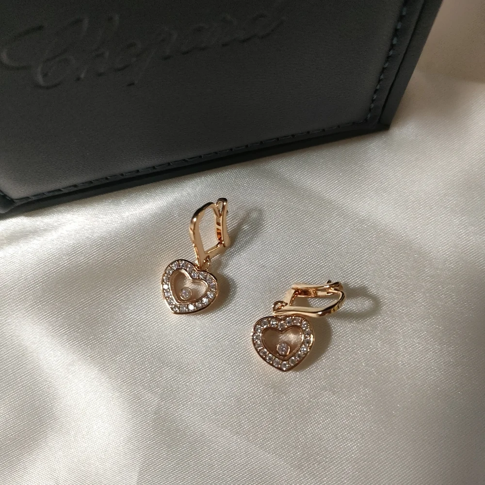 Chopard 18k Gold Heart Earrings - Picture 3 of 6
